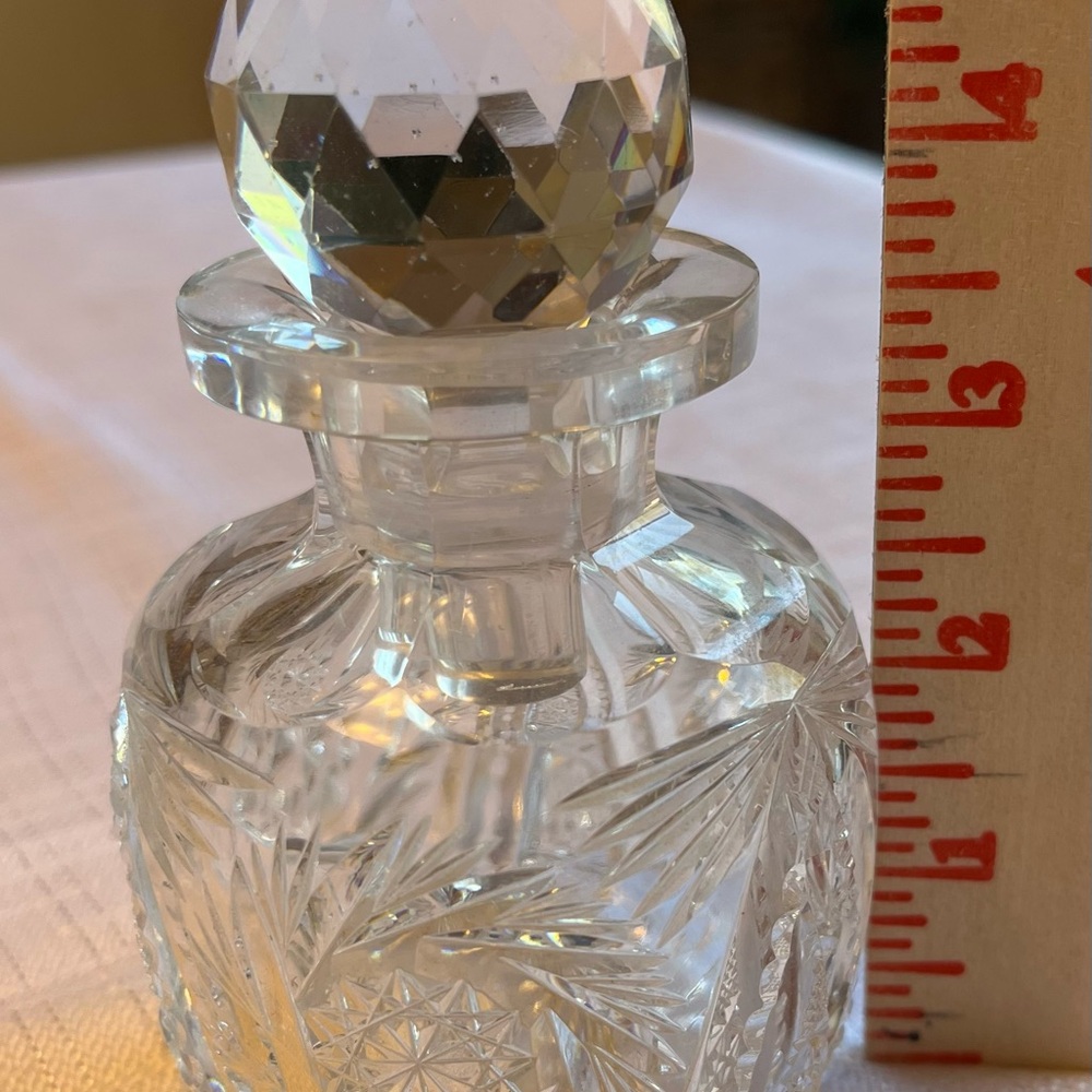 Faceted Cut Crystal Perfume Decanter - Clear Glass